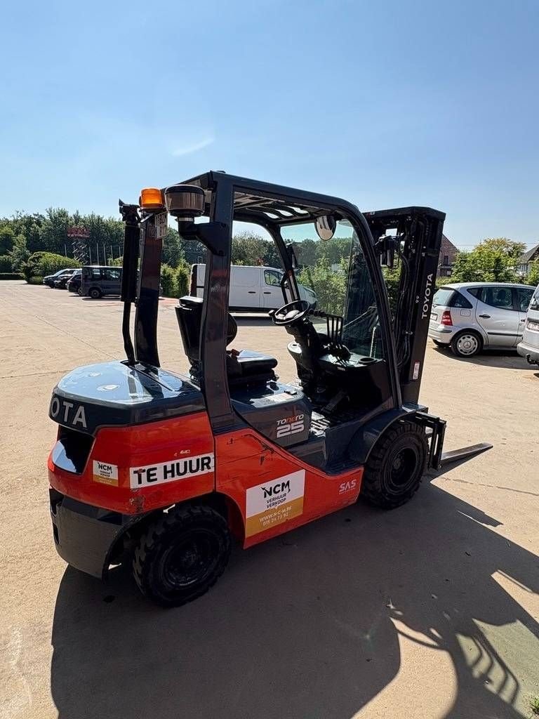 Frontstapler des Typs Toyota 8 FDF 25, Gebrauchtmaschine in Booischot (Bild 2)