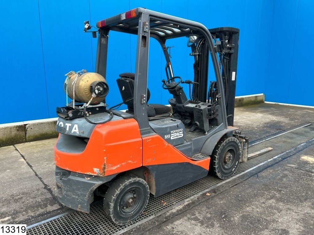 Frontstapler des Typs Toyota 8 FGF 25 2.500 KG, Gebrauchtmaschine in Ede (Bild 8)