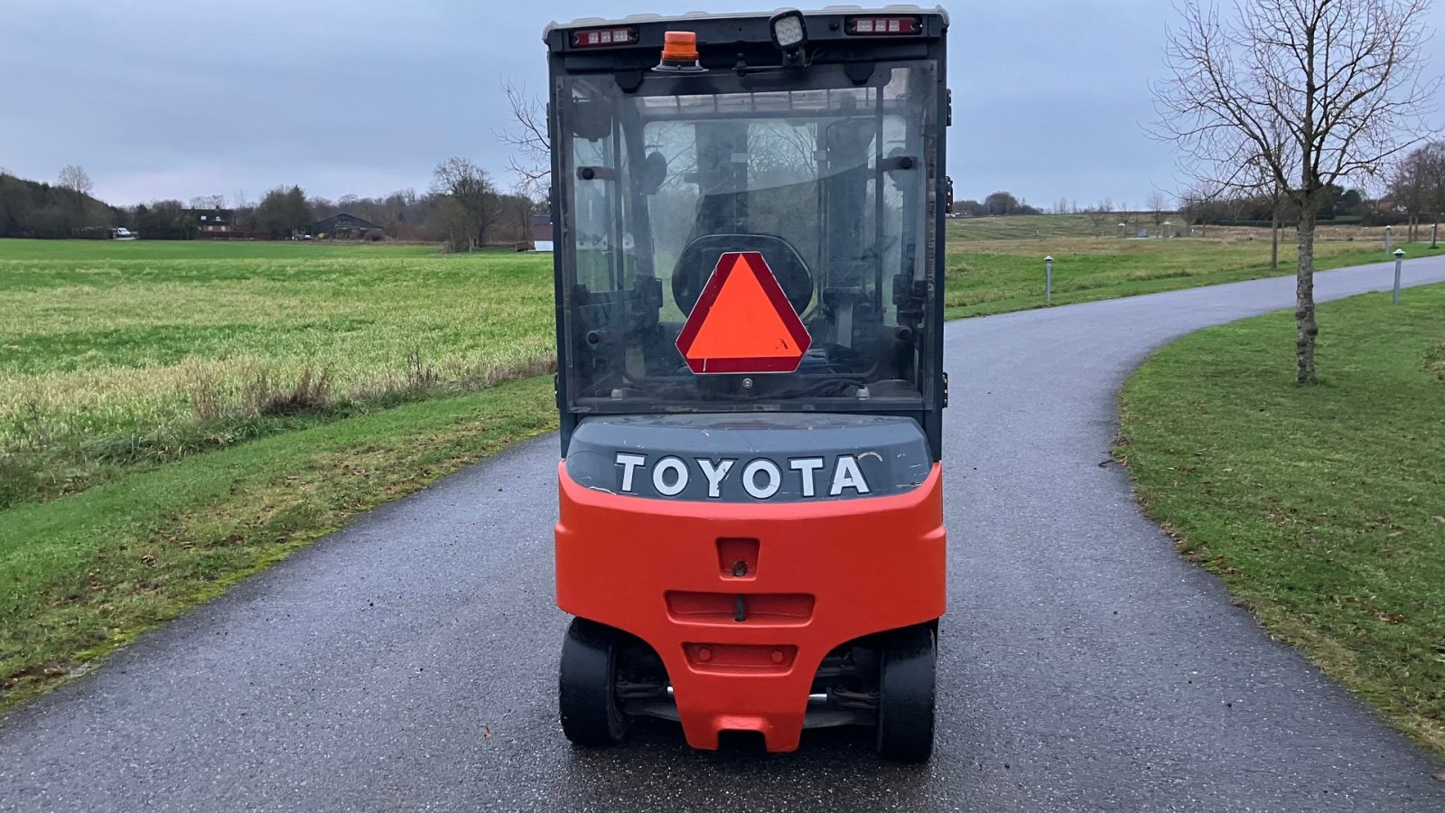 Frontstapler des Typs Toyota 8F BMT25, Gebrauchtmaschine in Horsens (Bild 3)