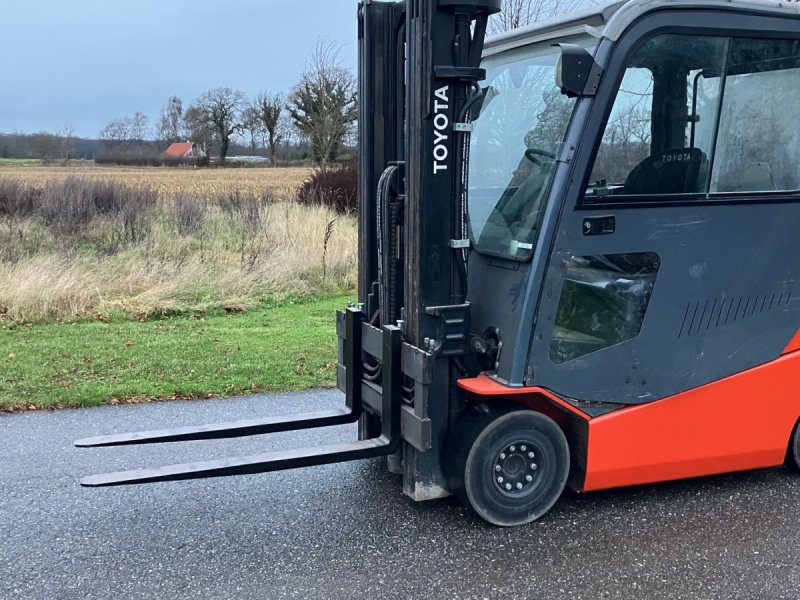 Frontstapler of the type Toyota 8F BMT25, Gebrauchtmaschine in Horsens (Picture 1)