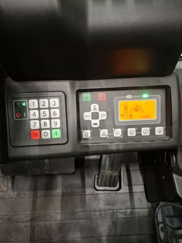 Frontstapler typu Toyota 8FBE15T, Gebrauchtmaschine v Barneveld (Obrázek 6)