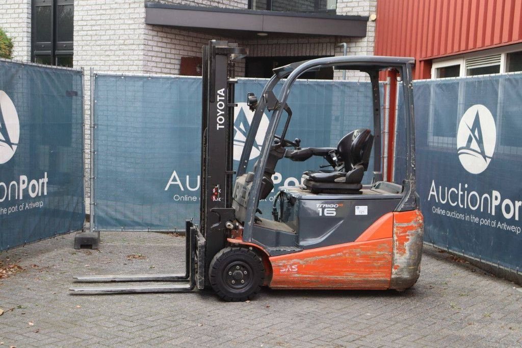 Frontstapler du type Toyota 8FBE16T, Gebrauchtmaschine en Antwerpen (Photo 1)