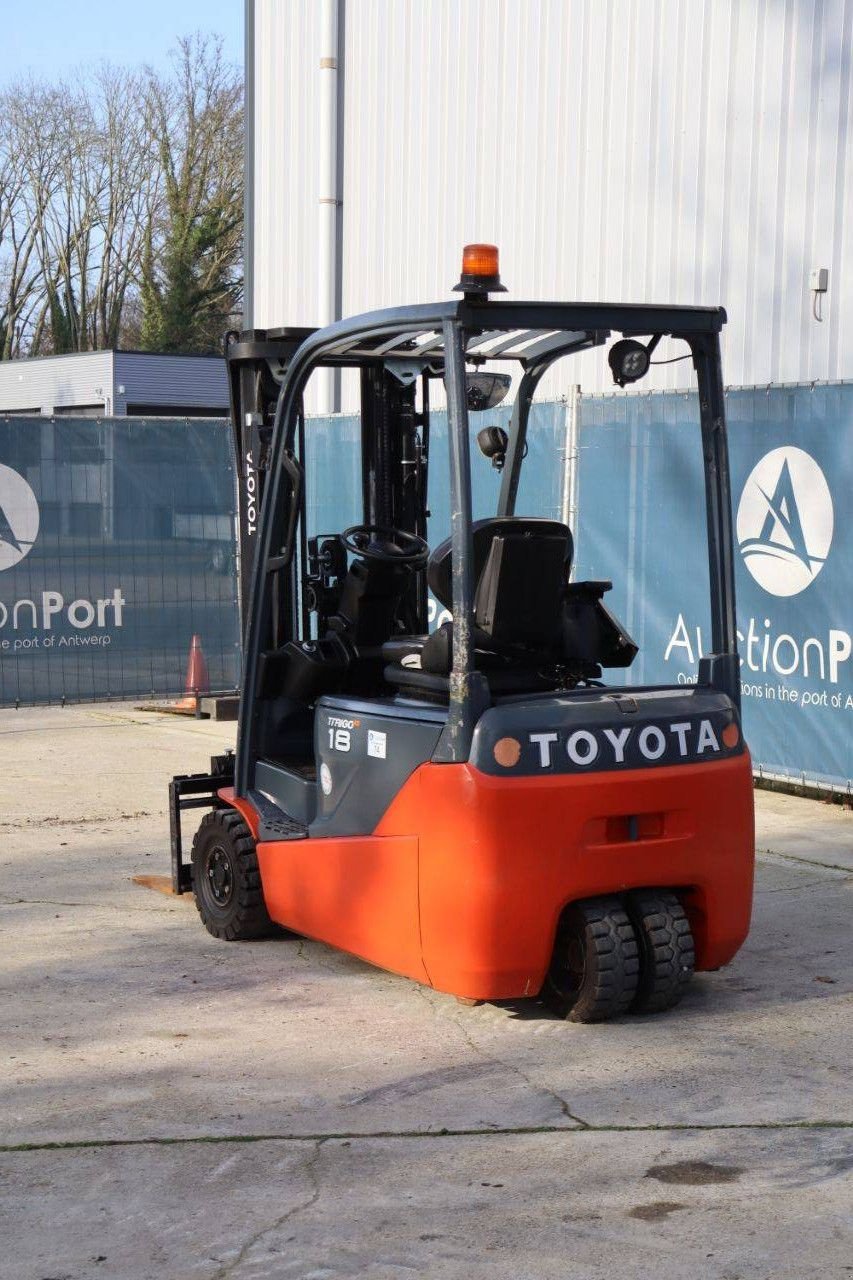 Frontstapler Türe ait Toyota 8FBE18T, Gebrauchtmaschine içinde Antwerpen (resim 4)