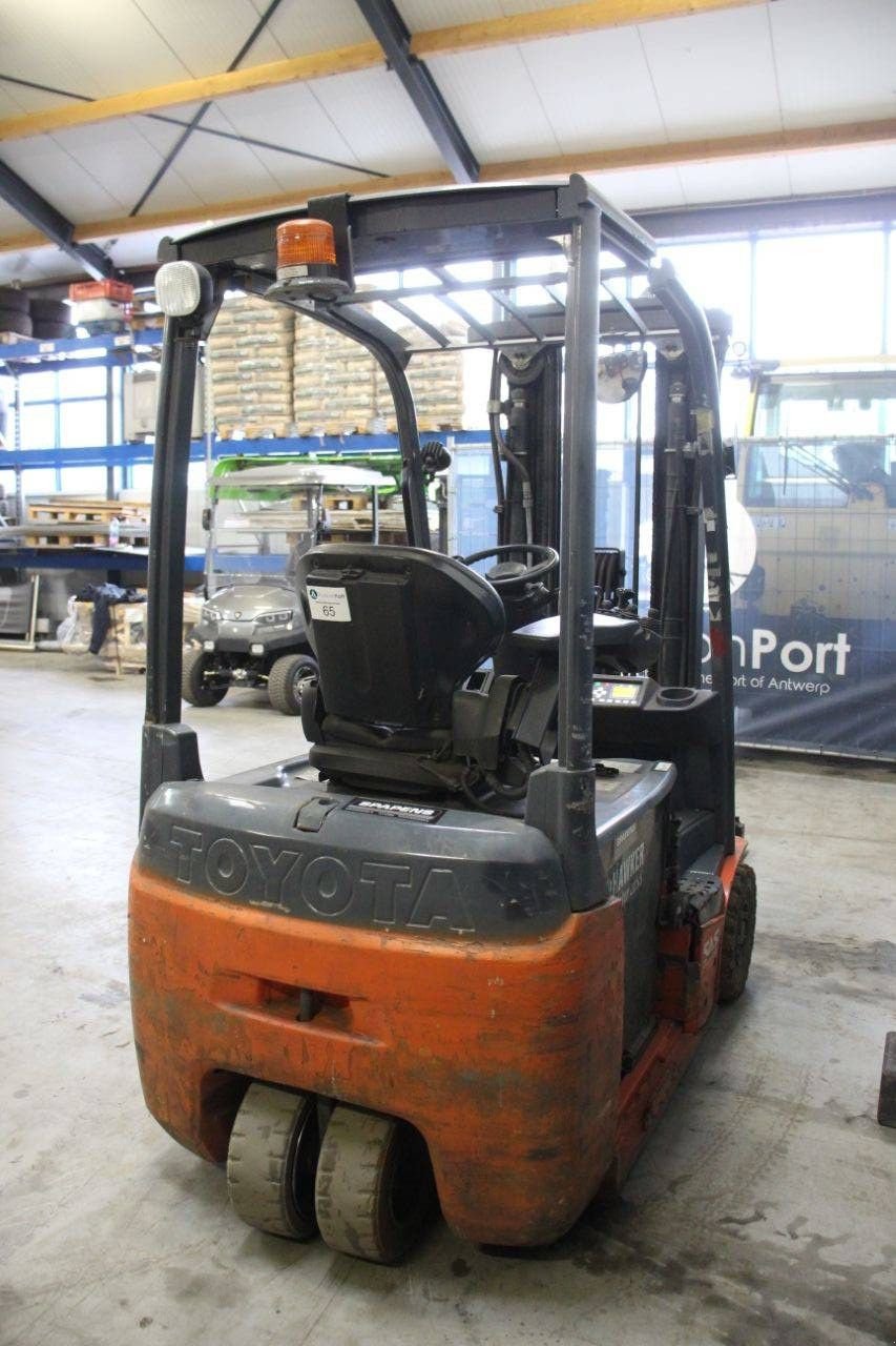 Frontstapler типа Toyota 8FBE18T, Gebrauchtmaschine в Antwerpen (Фотография 5)