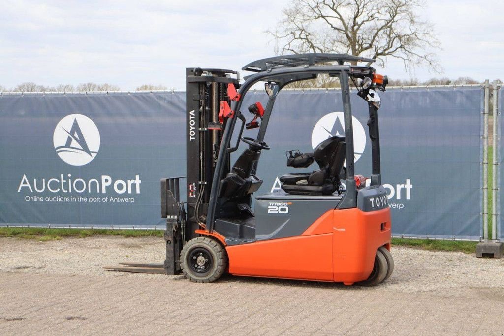 Frontstapler du type Toyota 8FBE18T, Gebrauchtmaschine en Antwerpen (Photo 3)