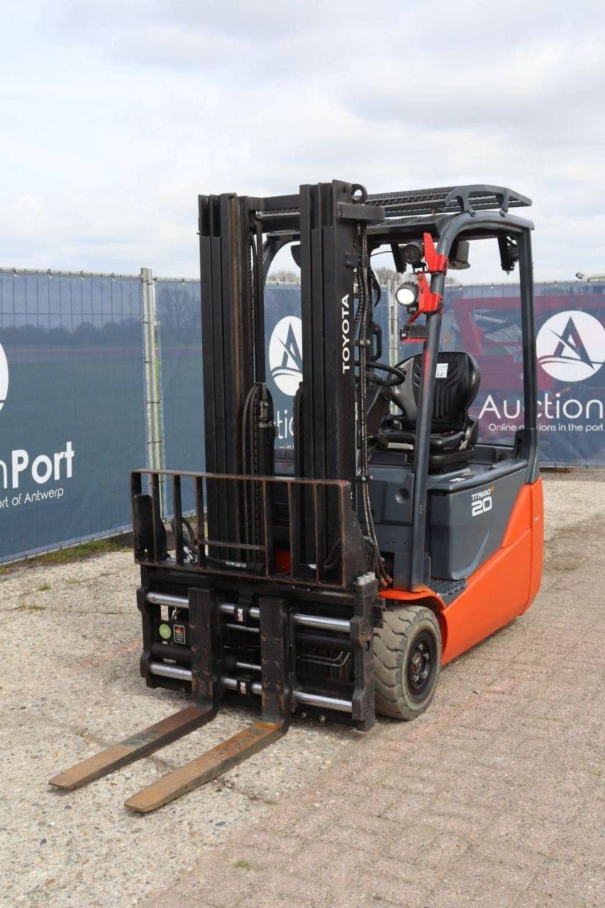 Frontstapler du type Toyota 8FBE18T, Gebrauchtmaschine en Antwerpen (Photo 10)