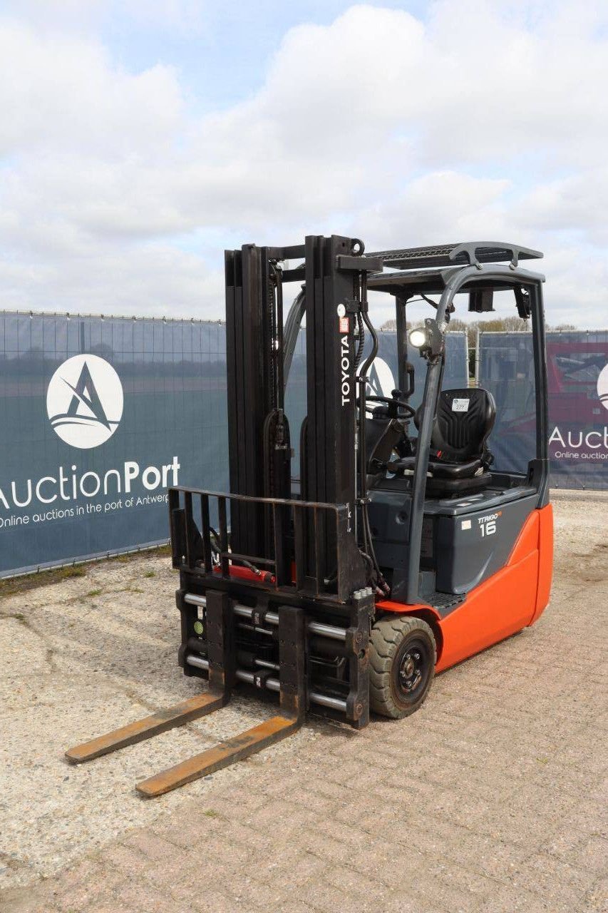 Frontstapler Türe ait Toyota 8FBE18T, Gebrauchtmaschine içinde Antwerpen (resim 10)