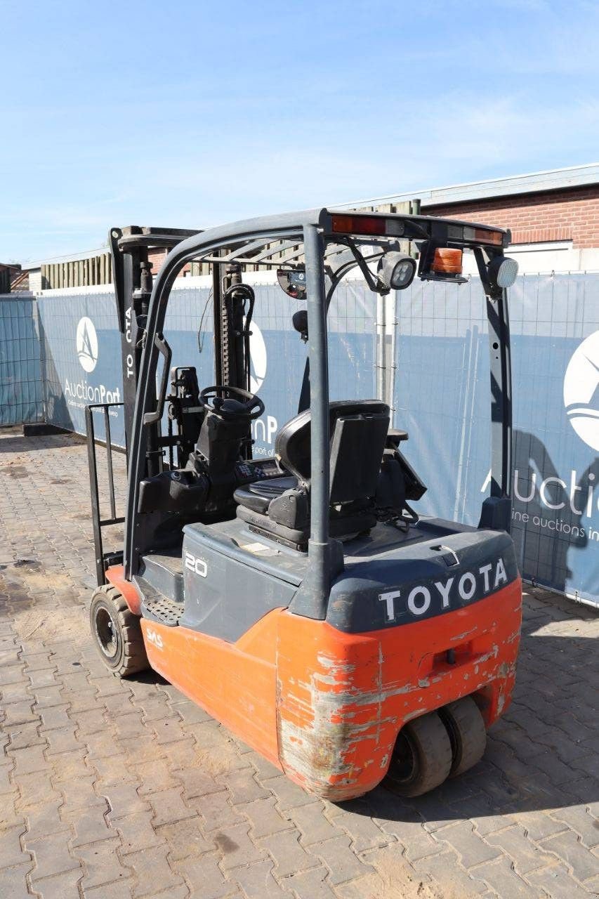 Frontstapler of the type Toyota 8FBE20T, Gebrauchtmaschine in Antwerpen (Picture 4)