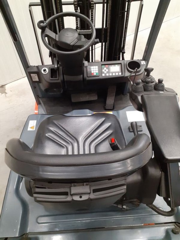 Frontstapler typu Toyota 8FBEK16T, Gebrauchtmaschine v Barneveld (Obrázek 4)