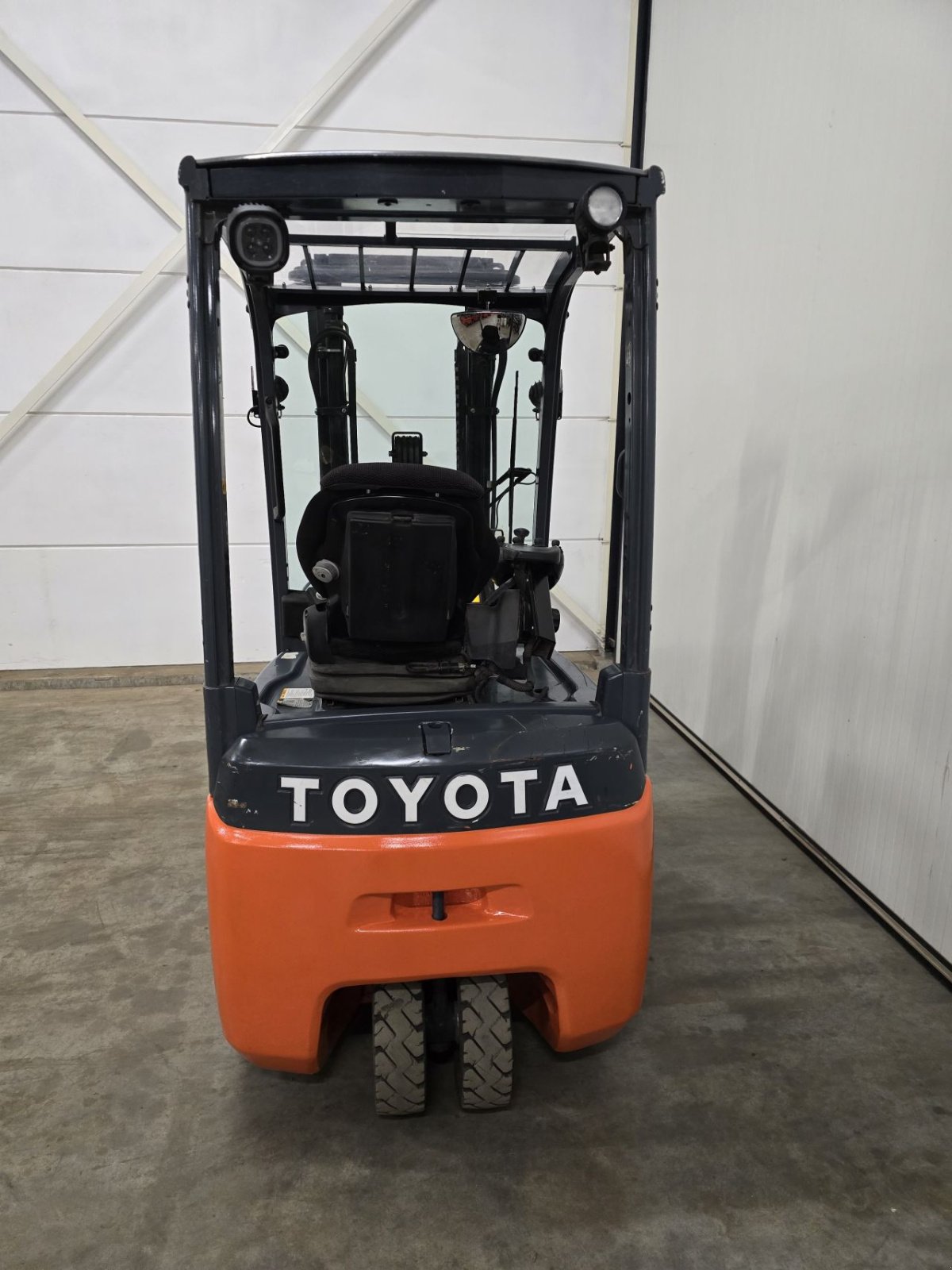 Frontstapler of the type Toyota 8FBEK16T, Gebrauchtmaschine in Vlierden (Picture 6)