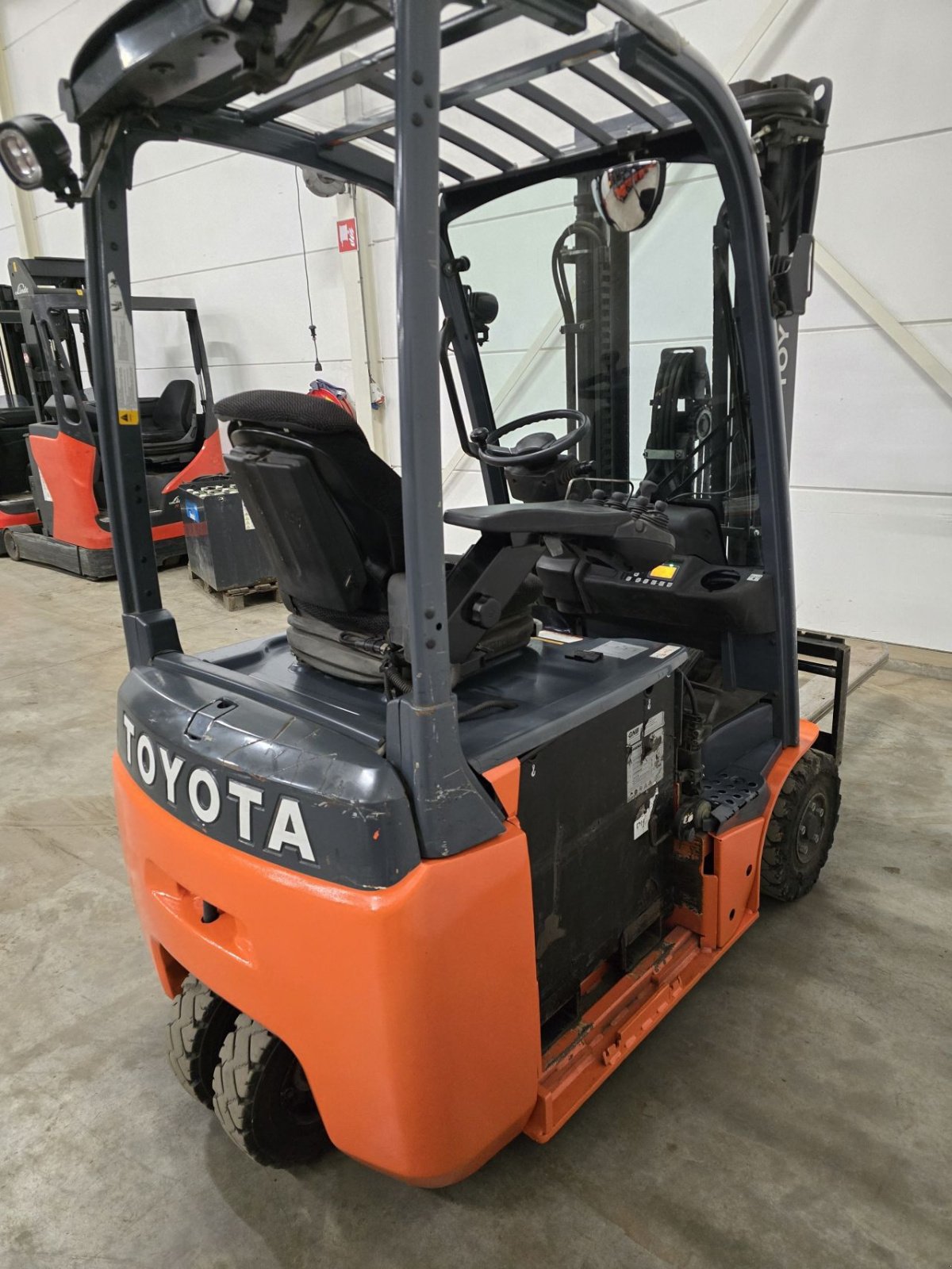 Frontstapler of the type Toyota 8FBEK16T, Gebrauchtmaschine in Vlierden (Picture 7)