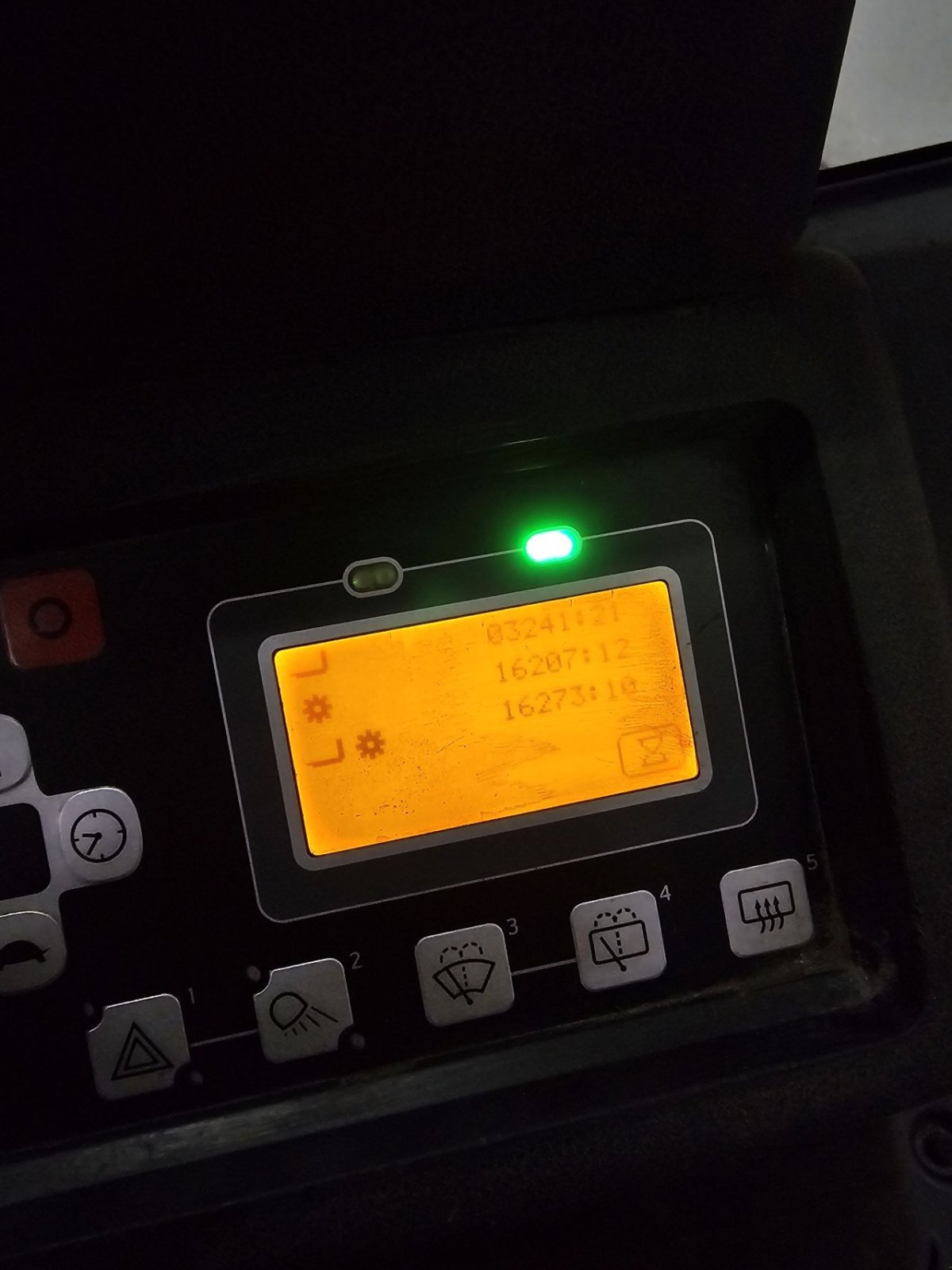 Frontstapler of the type Toyota 8FBEK16T, Gebrauchtmaschine in Vlierden (Picture 8)