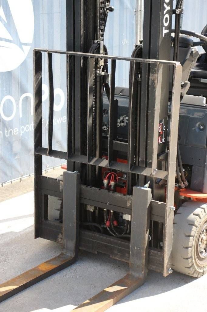 Frontstapler del tipo Toyota 8FBEK18T, Gebrauchtmaschine In Antwerpen (Immagine 11)