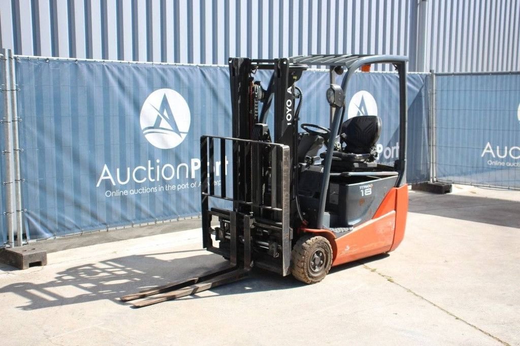 Frontstapler typu Toyota 8FBEK18T, Gebrauchtmaschine v Antwerpen (Obrázek 9)