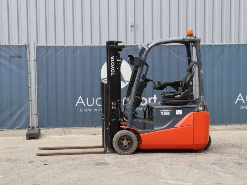 Frontstapler za tip Toyota 8FBEK18T, Gebrauchtmaschine u Antwerpen (Slika 1)