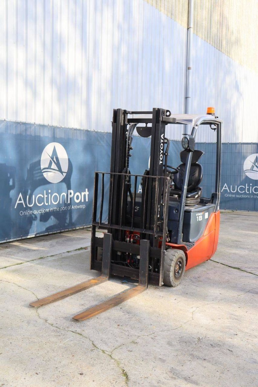 Frontstapler от тип Toyota 8FBEK18T, Gebrauchtmaschine в Antwerpen (Снимка 10)