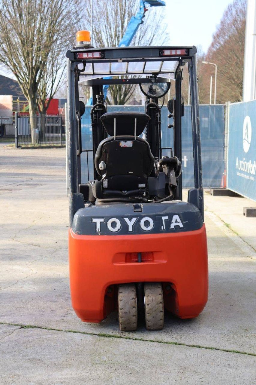 Frontstapler от тип Toyota 8FBEK18T, Gebrauchtmaschine в Antwerpen (Снимка 5)