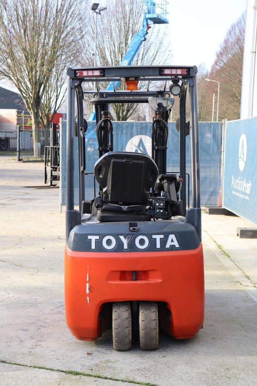 Frontstapler typu Toyota 8FBEK18T, Gebrauchtmaschine v Antwerpen (Obrázok 5)