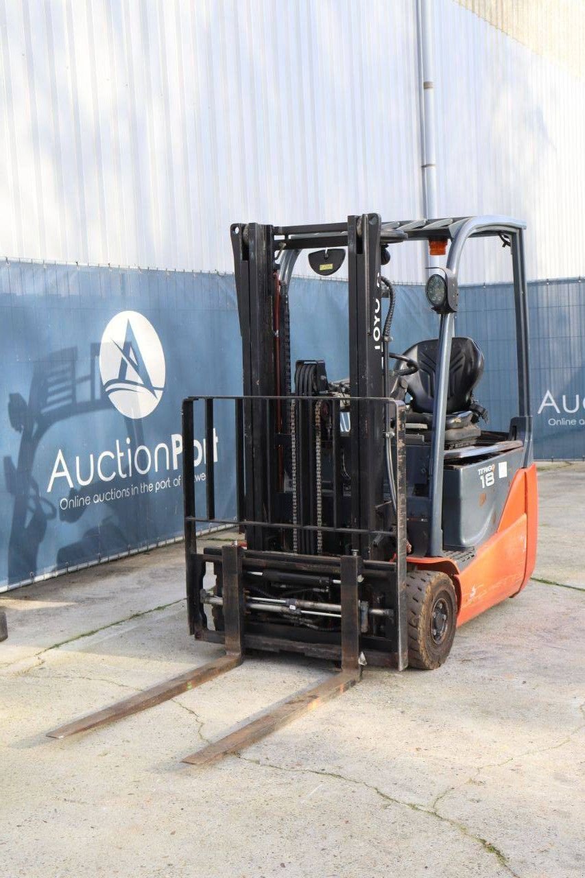 Frontstapler typu Toyota 8FBEK18T, Gebrauchtmaschine v Antwerpen (Obrázok 10)