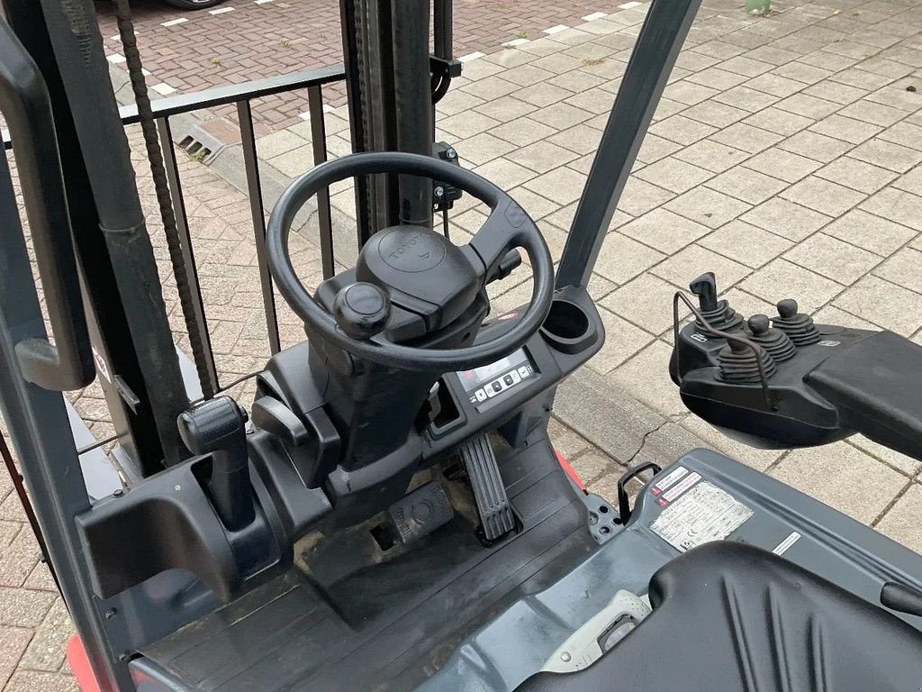 Frontstapler des Typs Toyota 8FBET15 1500KG 3.30METER HEFTRUCK, Gebrauchtmaschine in Vlaardingen (Bild 5)