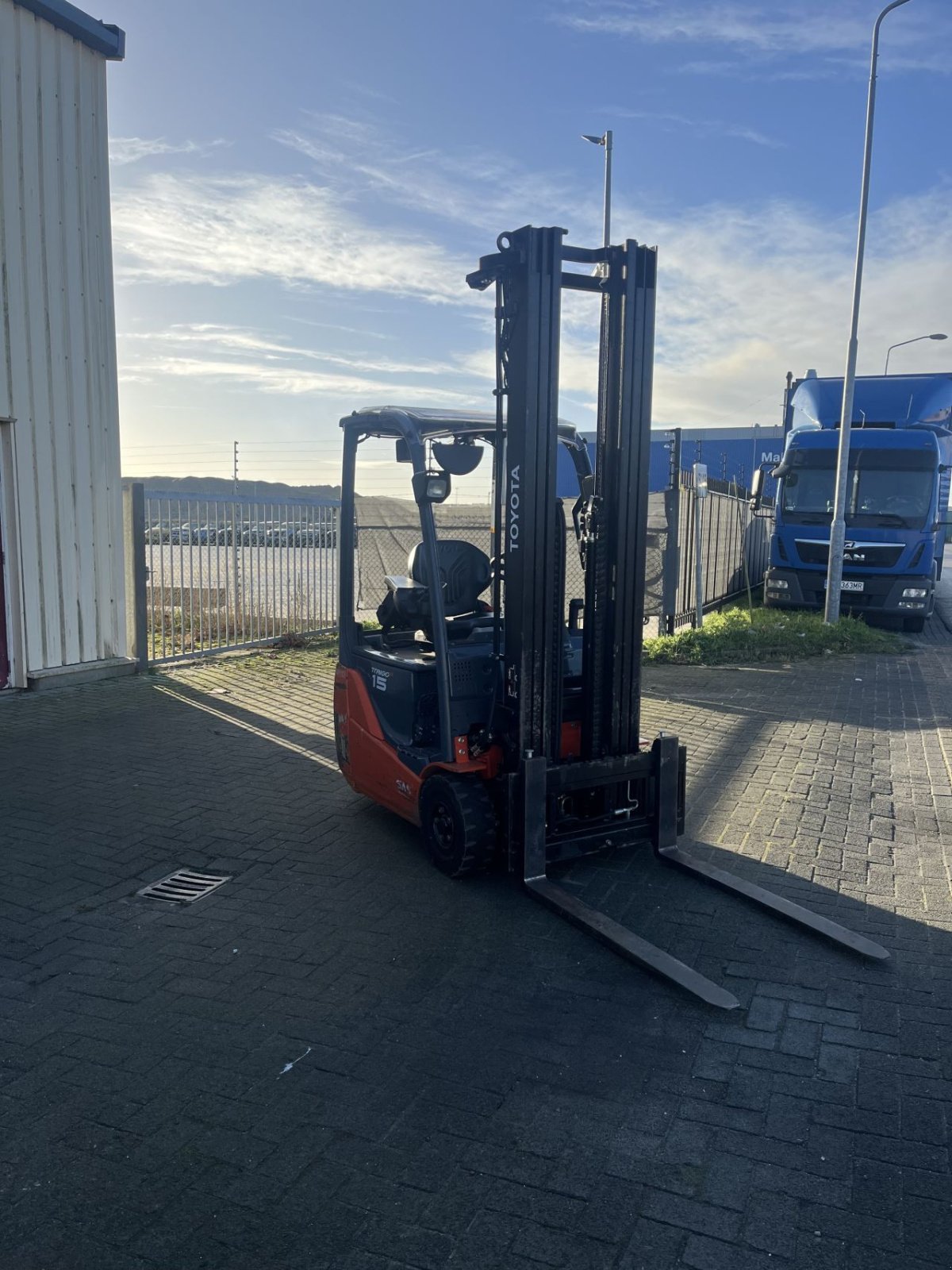 Frontstapler от тип Toyota 8FBET15, Gebrauchtmaschine в Etten Leur (Снимка 2)