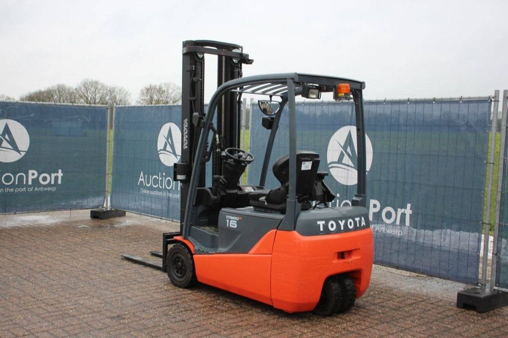 Frontstapler van het type Toyota 8FBET16, Gebrauchtmaschine in Antwerpen (Foto 3)