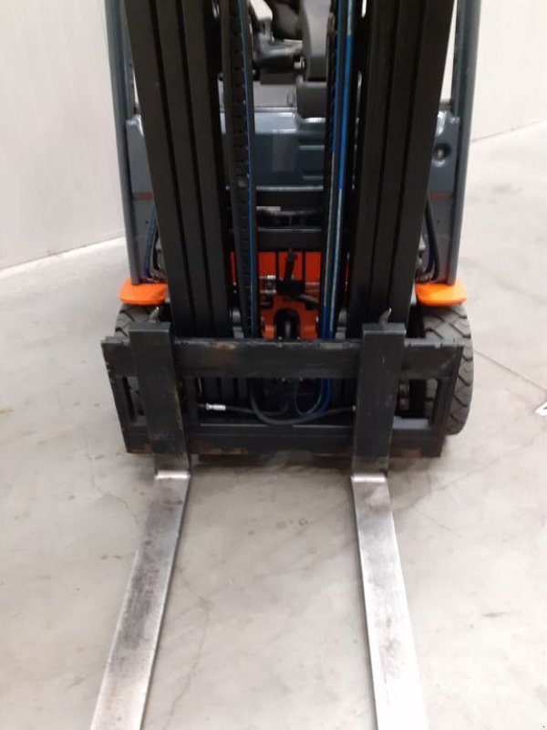 Frontstapler des Typs Toyota 8FBET18, Gebrauchtmaschine in Barneveld (Bild 4)