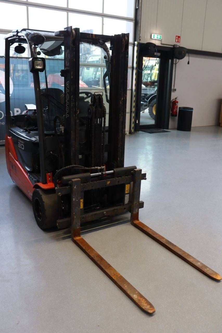 Frontstapler του τύπου Toyota 8FBET20, Gebrauchtmaschine σε Antwerpen (Φωτογραφία 8)