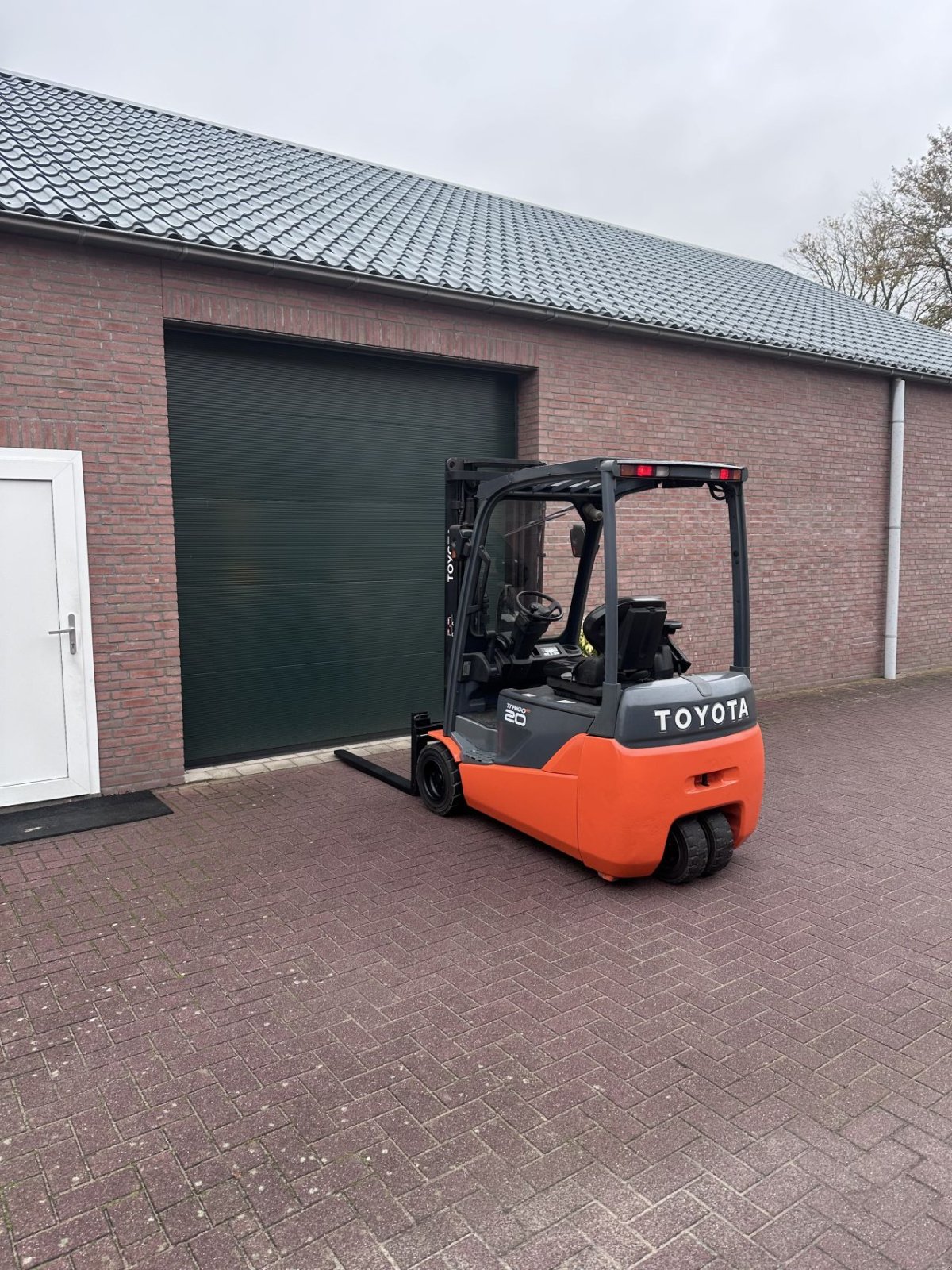 Frontstapler of the type Toyota 8FBET20, Gebrauchtmaschine in Reusel (Picture 4)