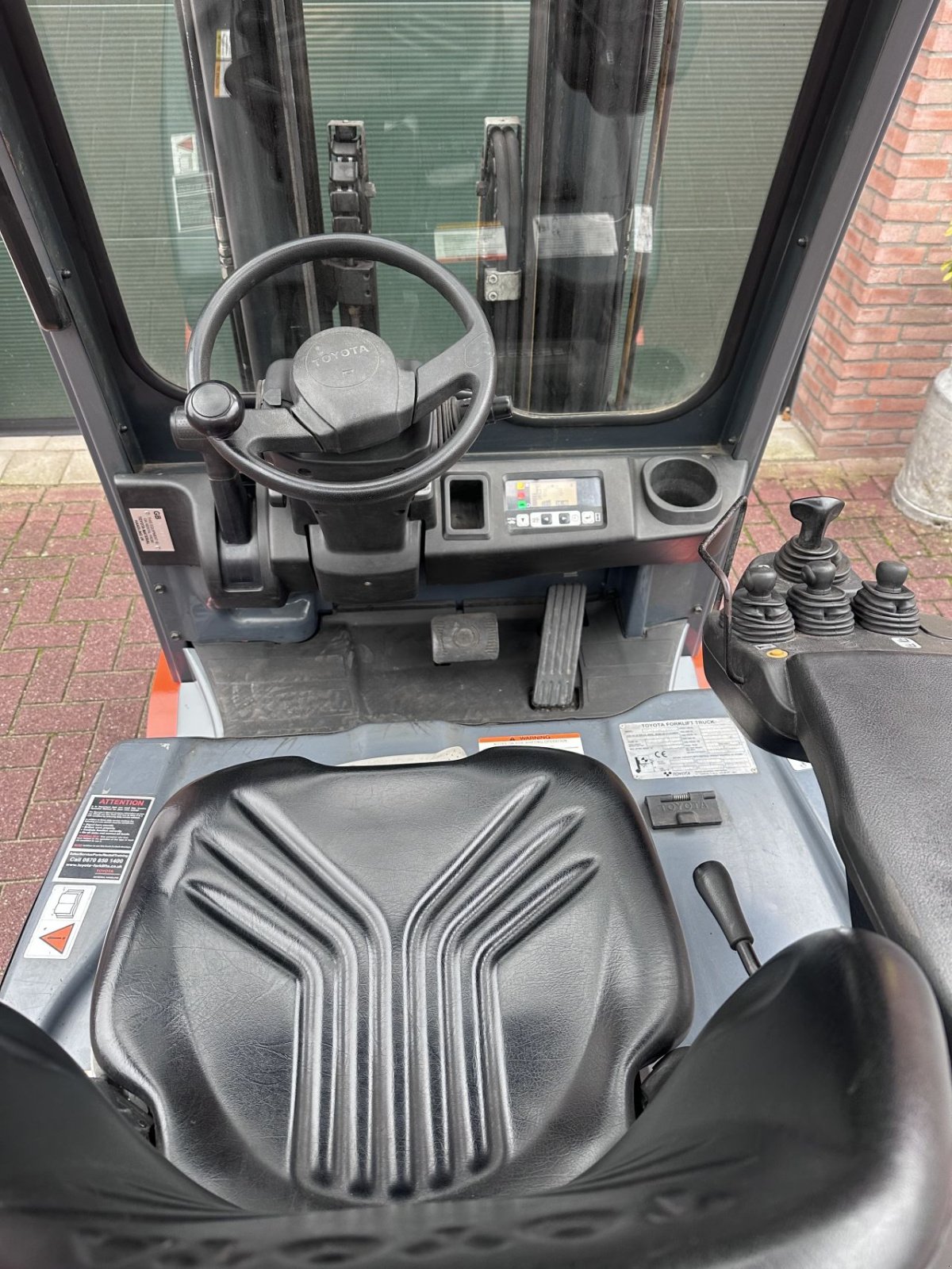 Frontstapler of the type Toyota 8FBET20, Gebrauchtmaschine in Reusel (Picture 8)