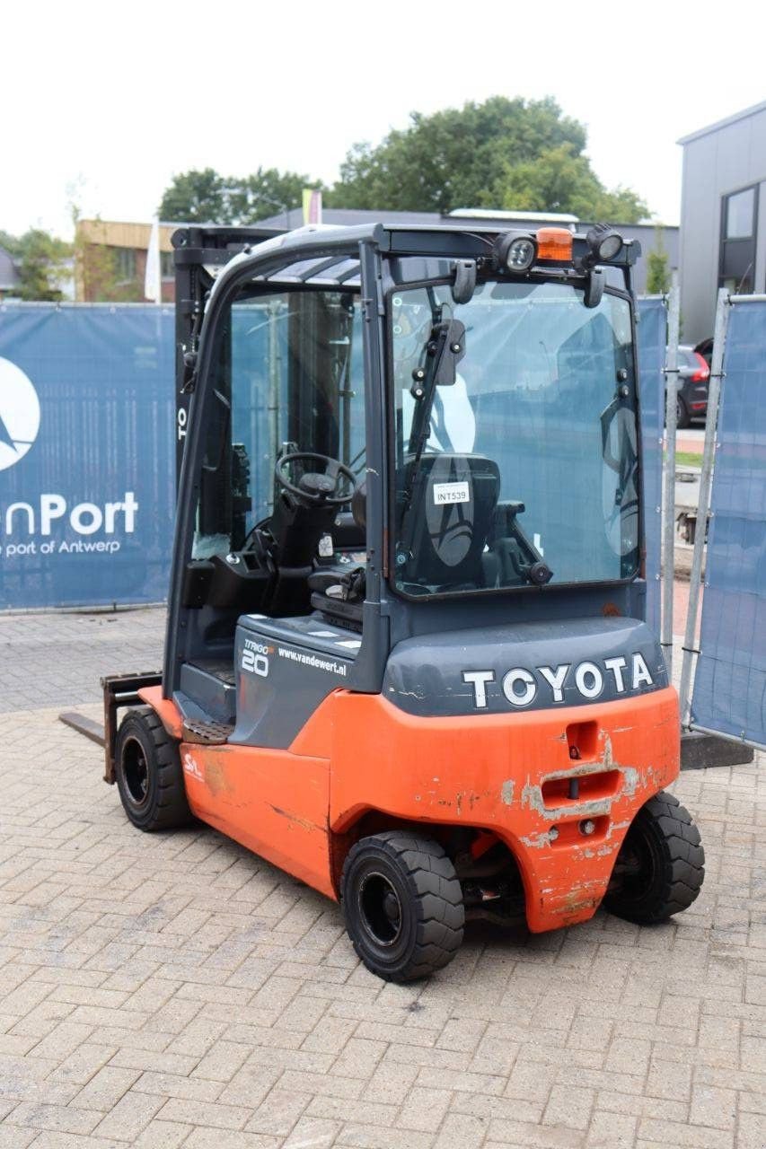 Frontstapler typu Toyota 8FBM20T, Gebrauchtmaschine w Antwerpen (Zdjęcie 4)