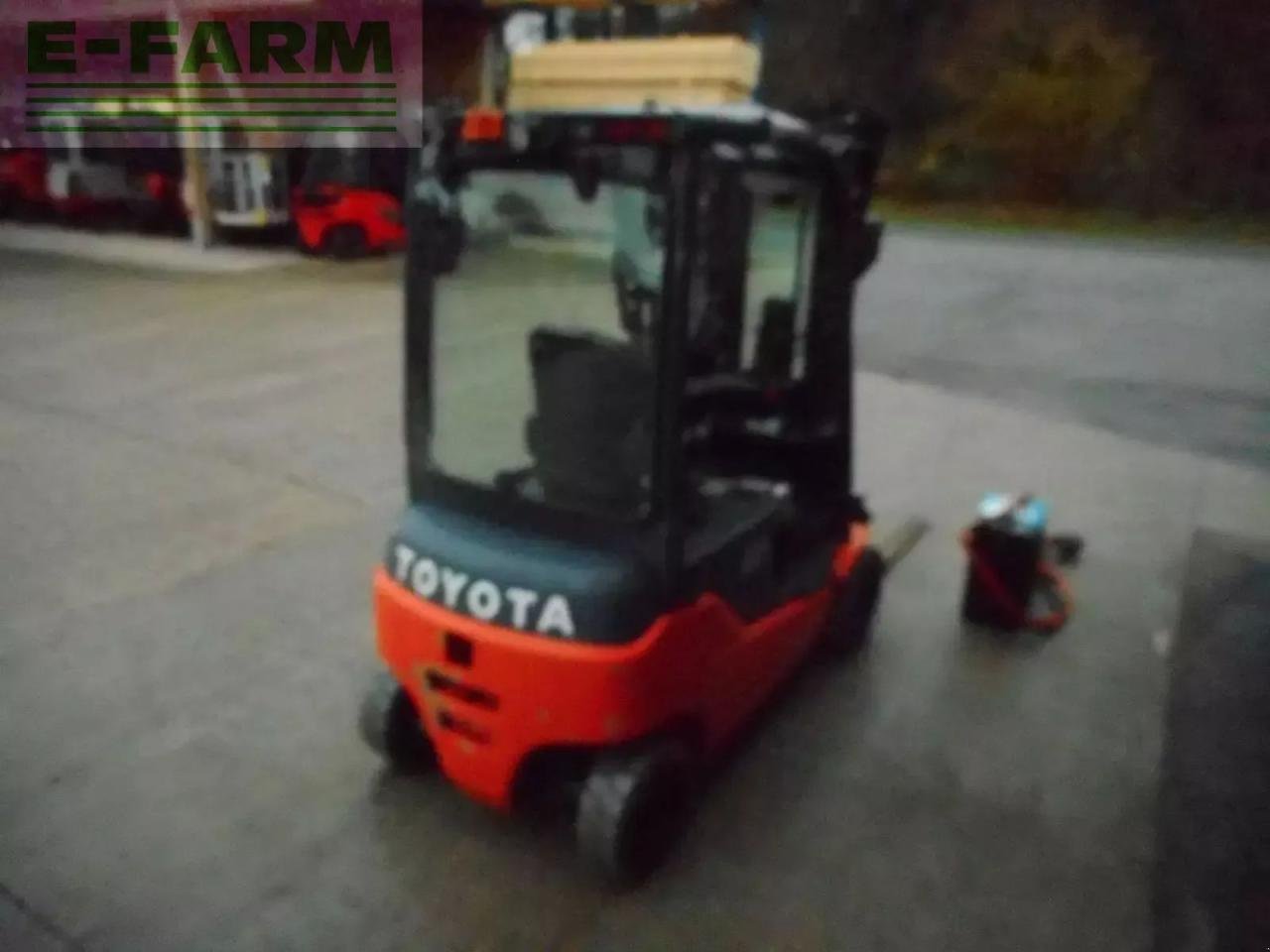 Frontstapler of the type Toyota 8fbm20z triplex 4,7m + 3. u. 4. kreis bis gabelt, Gebrauchtmaschine in ST. NIKOLAI/DR. (Picture 4)