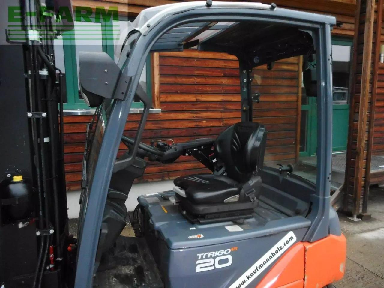 Frontstapler of the type Toyota 8fbm20z triplex 4,7m + 3. u. 4. kreis bis gabelt, Gebrauchtmaschine in ST. NIKOLAI/DR. (Picture 8)