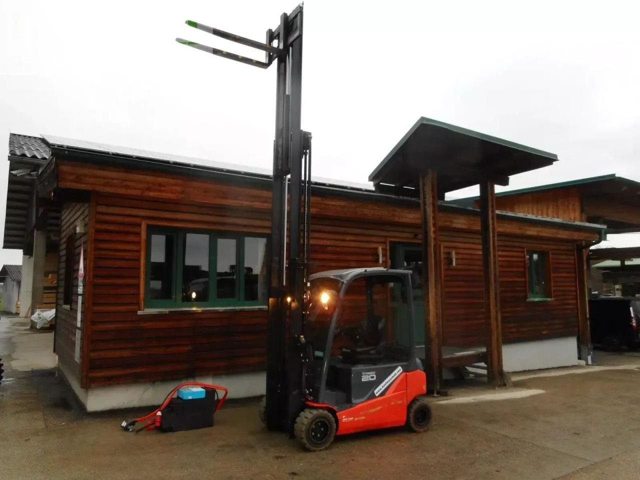 Frontstapler типа Toyota 8fbm20z triplex 4,7m + 3. u. 4. kreis bis gabelt, Gebrauchtmaschine в ST. NIKOLAI/DR. (Фотография 18)