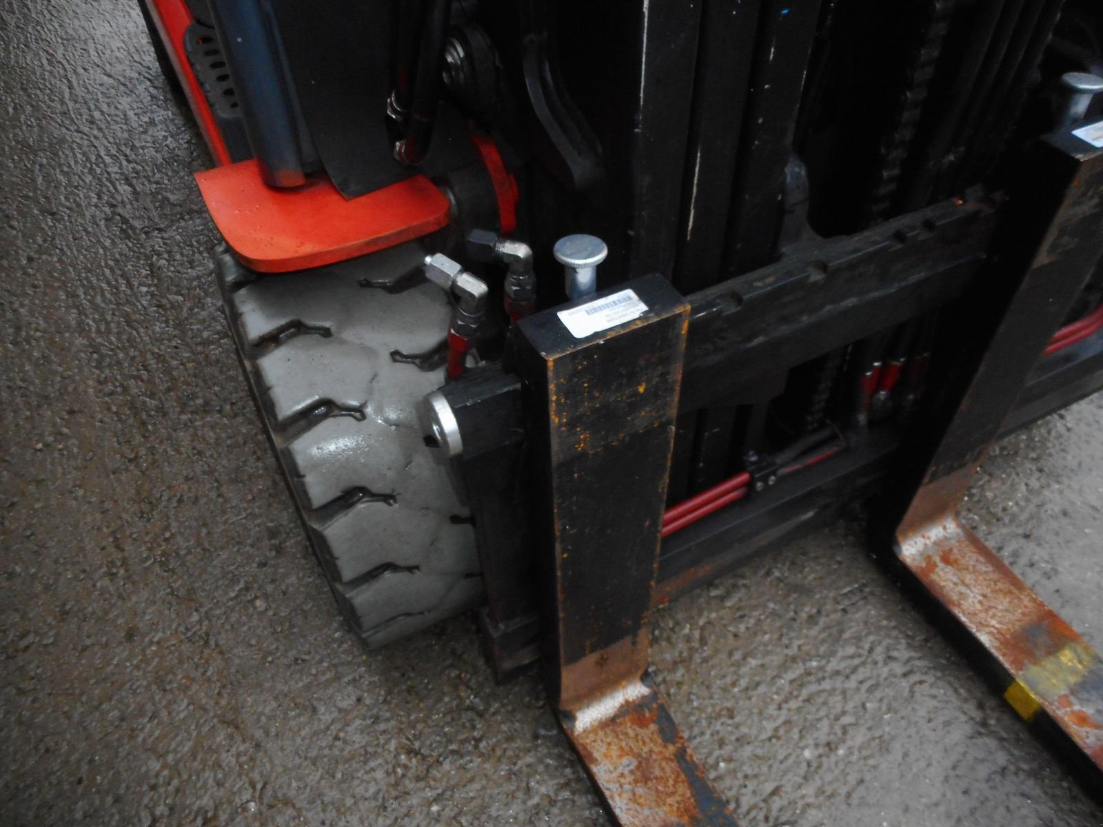 Frontstapler des Typs Toyota 8FBM20Z Triplex 4,7m + 3. u. 4. Kreis bis Gabelt, Gebrauchtmaschine in St. Nikolai ob Draßling (Bild 14)