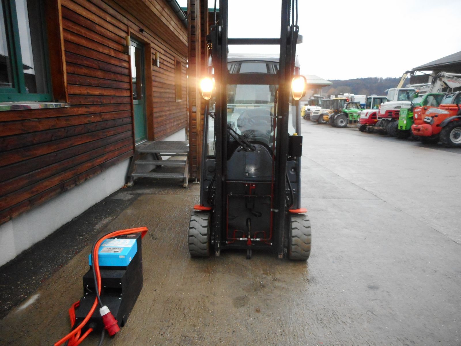 Frontstapler des Typs Toyota 8FBM20Z Triplex 4,7m + 3. u. 4. Kreis bis Gabelt, Gebrauchtmaschine in St. Nikolai ob Draßling (Bild 19)