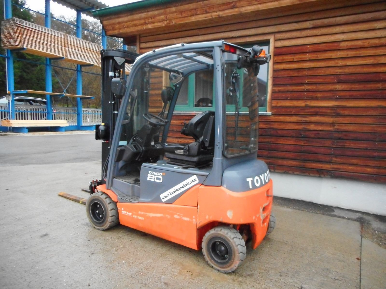 Frontstapler des Typs Toyota 8FBM20Z Triplex 4,7m + 3. u. 4. Kreis bis Gabelt, Gebrauchtmaschine in St. Nikolai ob Draßling (Bild 2)