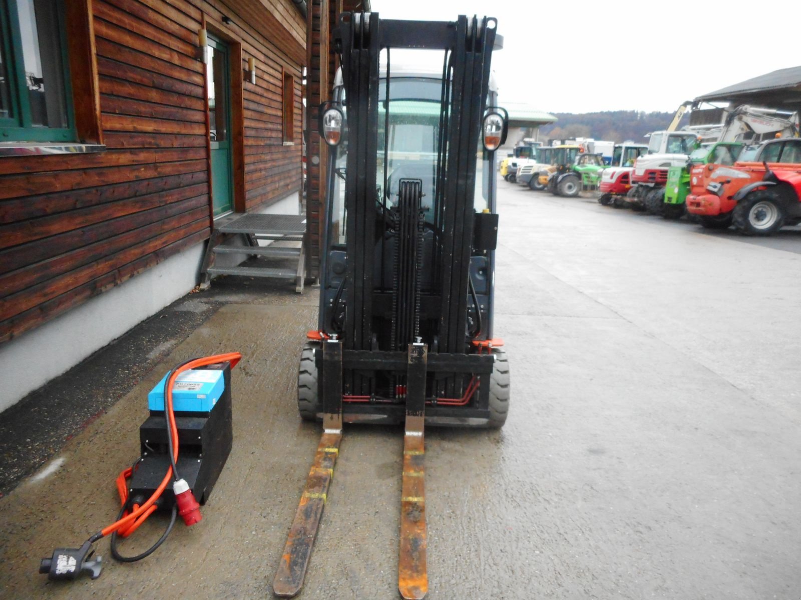 Frontstapler des Typs Toyota 8FBM20Z Triplex 4,7m + 3. u. 4. Kreis bis Gabelt, Gebrauchtmaschine in St. Nikolai ob Draßling (Bild 7)