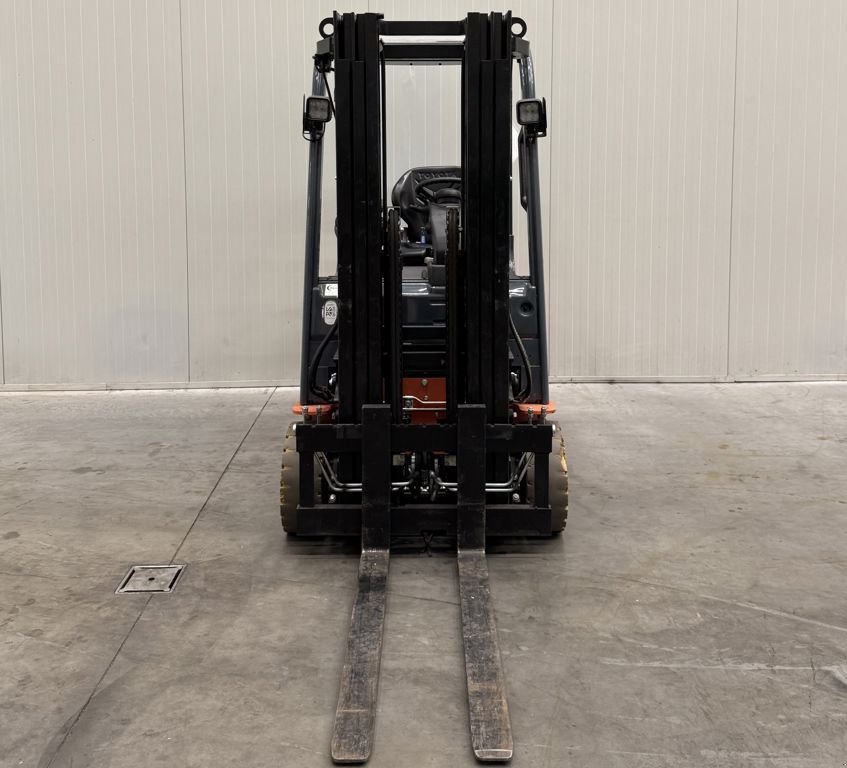 Frontstapler of the type Toyota 8FBMT18, Gebrauchtmaschine in Barneveld (Picture 3)