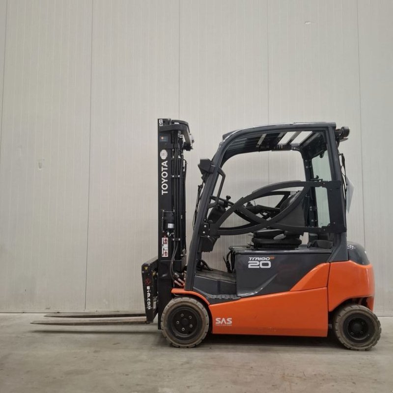 Frontstapler of the type Toyota 8FBMT20, Neumaschine in Barneveld (Picture 2)