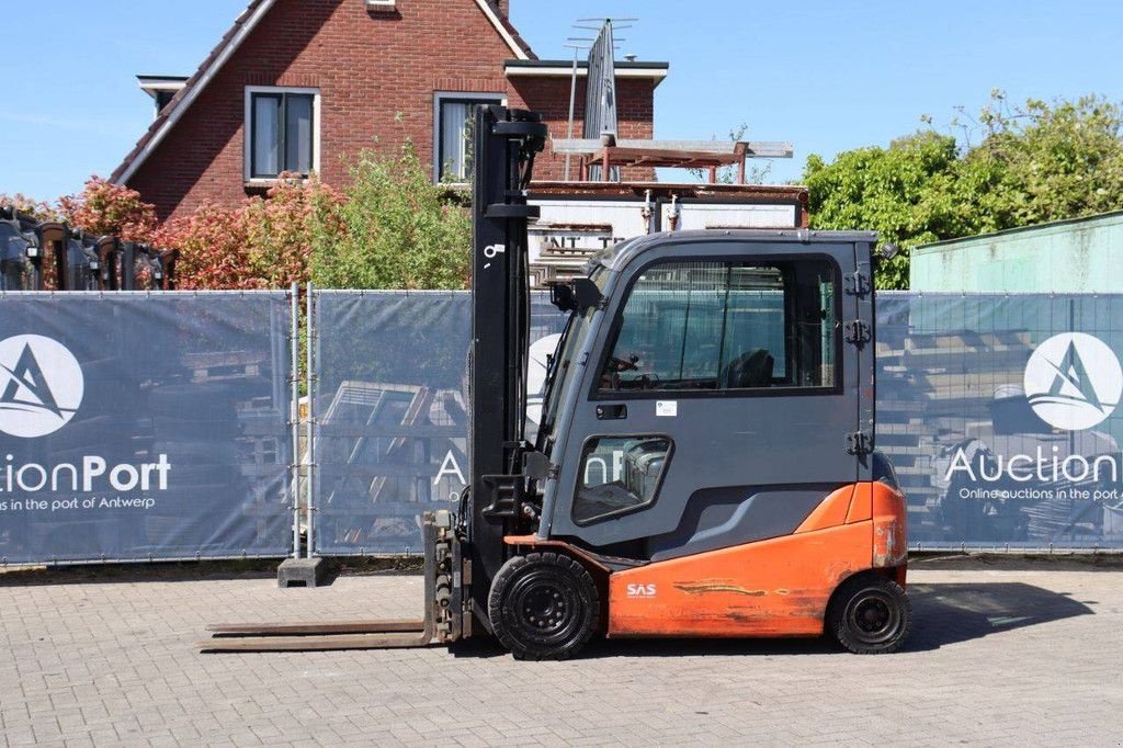 Frontstapler типа Toyota 8FBMT25, Gebrauchtmaschine в Antwerpen (Фотография 2)