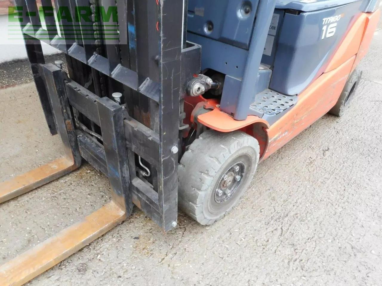 Frontstapler del tipo Toyota 8fbnkt16t triplex 4,7m + ss + ladegerät ( lithiu, Gebrauchtmaschine In ST. NIKOLAI/DR. (Immagine 15)