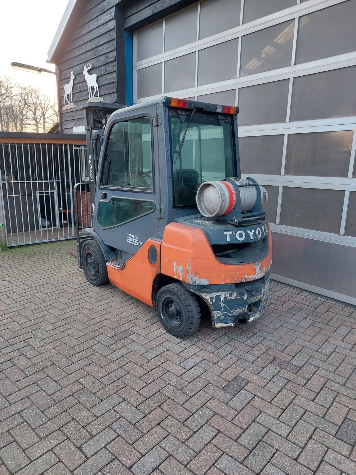 Frontstapler typu Toyota 8FGF25 triplex sideshift vorkens, Gebrauchtmaschine v Harskamp (Obrázek 5)