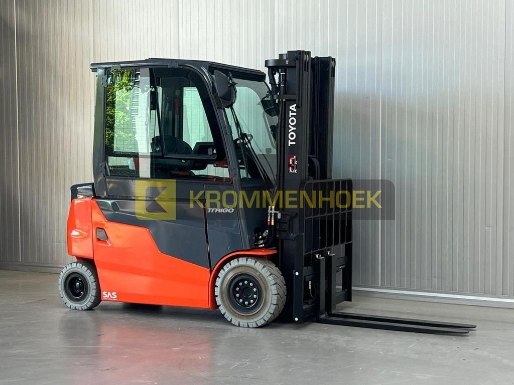 Frontstapler of the type Toyota 9 FBM 25 T, Neumaschine in Apeldoorn (Picture 7)