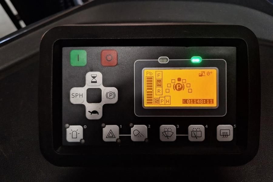 Frontstapler of the type Toyota 9FBM70T Electric, 7 Tons Capacity, Lift Height 4.7, Gebrauchtmaschine in Groenlo (Picture 5)