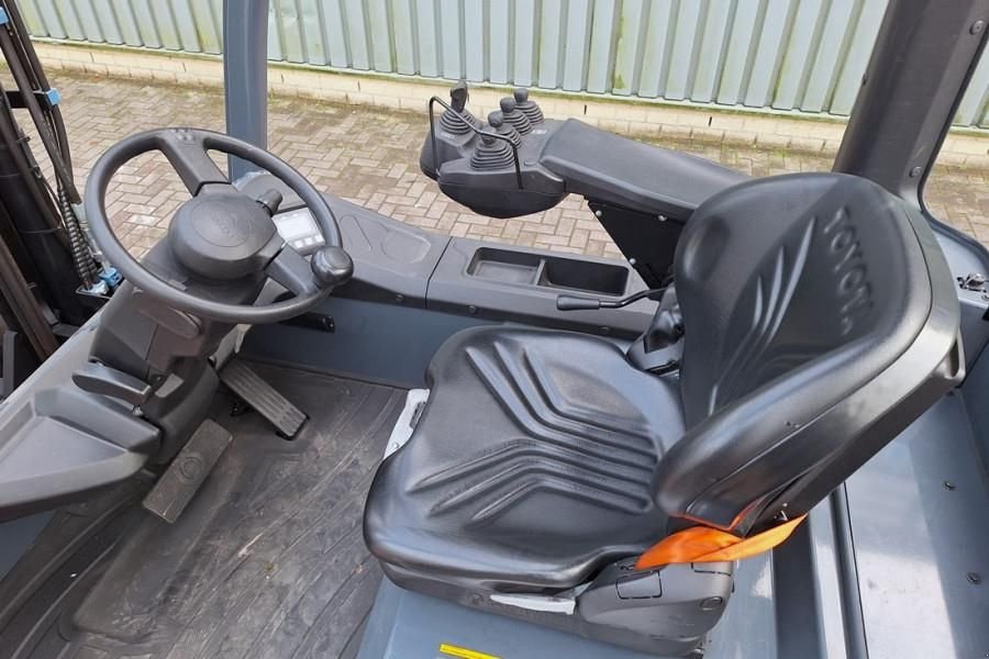 Frontstapler of the type Toyota 9FBM70T Electric, 7 Tons Capacity, Lift Height 4.7, Gebrauchtmaschine in Groenlo (Picture 4)