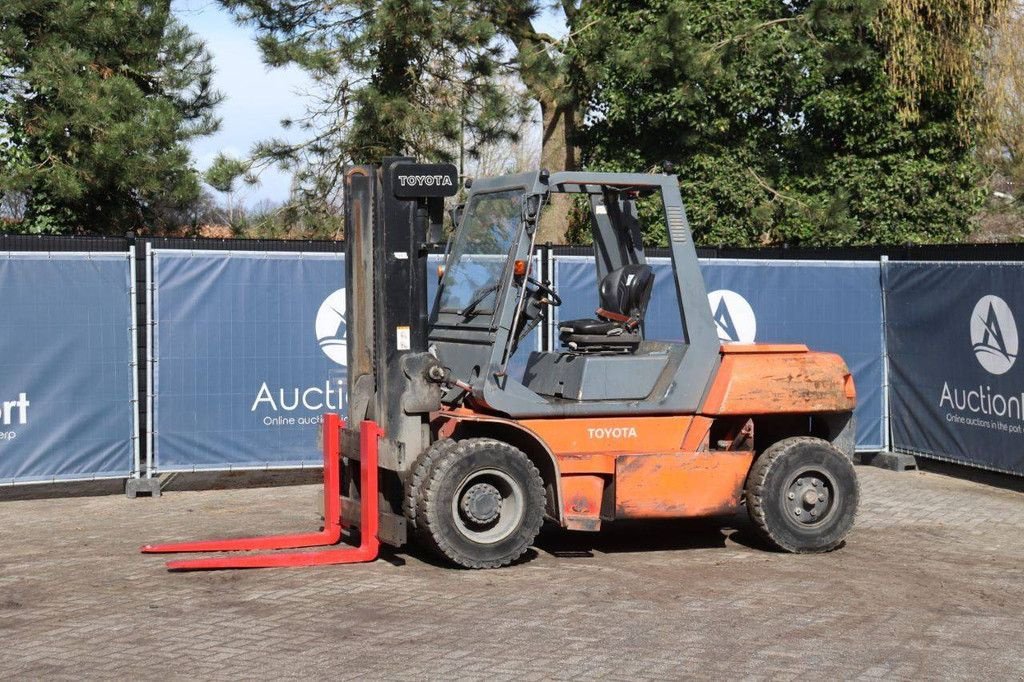 Frontstapler des Typs Toyota D70, Gebrauchtmaschine in Antwerpen (Bild 1)