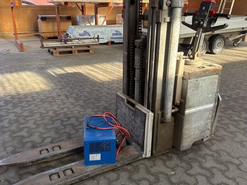 Frontstapler of the type Toyota SBE/S1500, Gebrauchtmaschine in Rødovre (Picture 1)