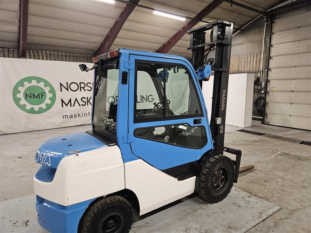 Frontstapler des Typs Toyota TOYOTA 35 GAFFEL TRUCK # Kun 4076 timer, Gebrauchtmaschine in Ølen (Bild 8)