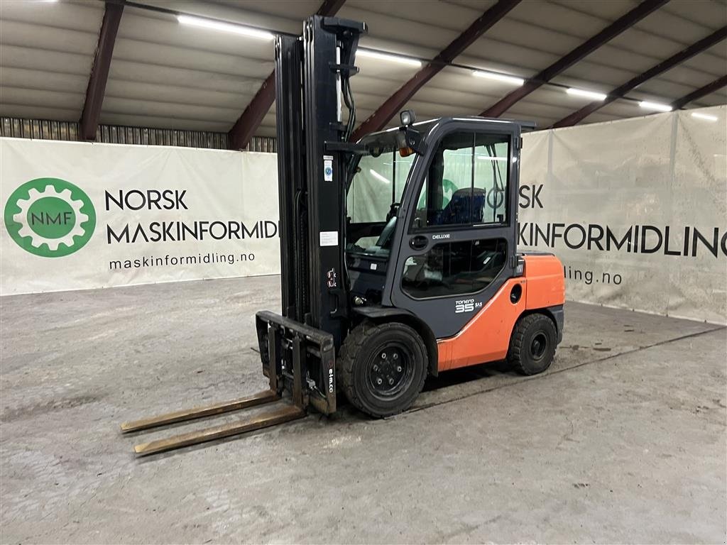 Frontstapler des Typs Toyota TOYOTA 35 GAFFEL TRUCK Løftehøyde 5,5 meter, Gebrauchtmaschine in Ølen (Bild 2)